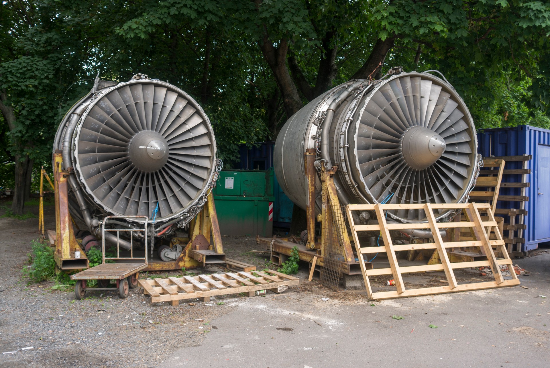 Jet engines